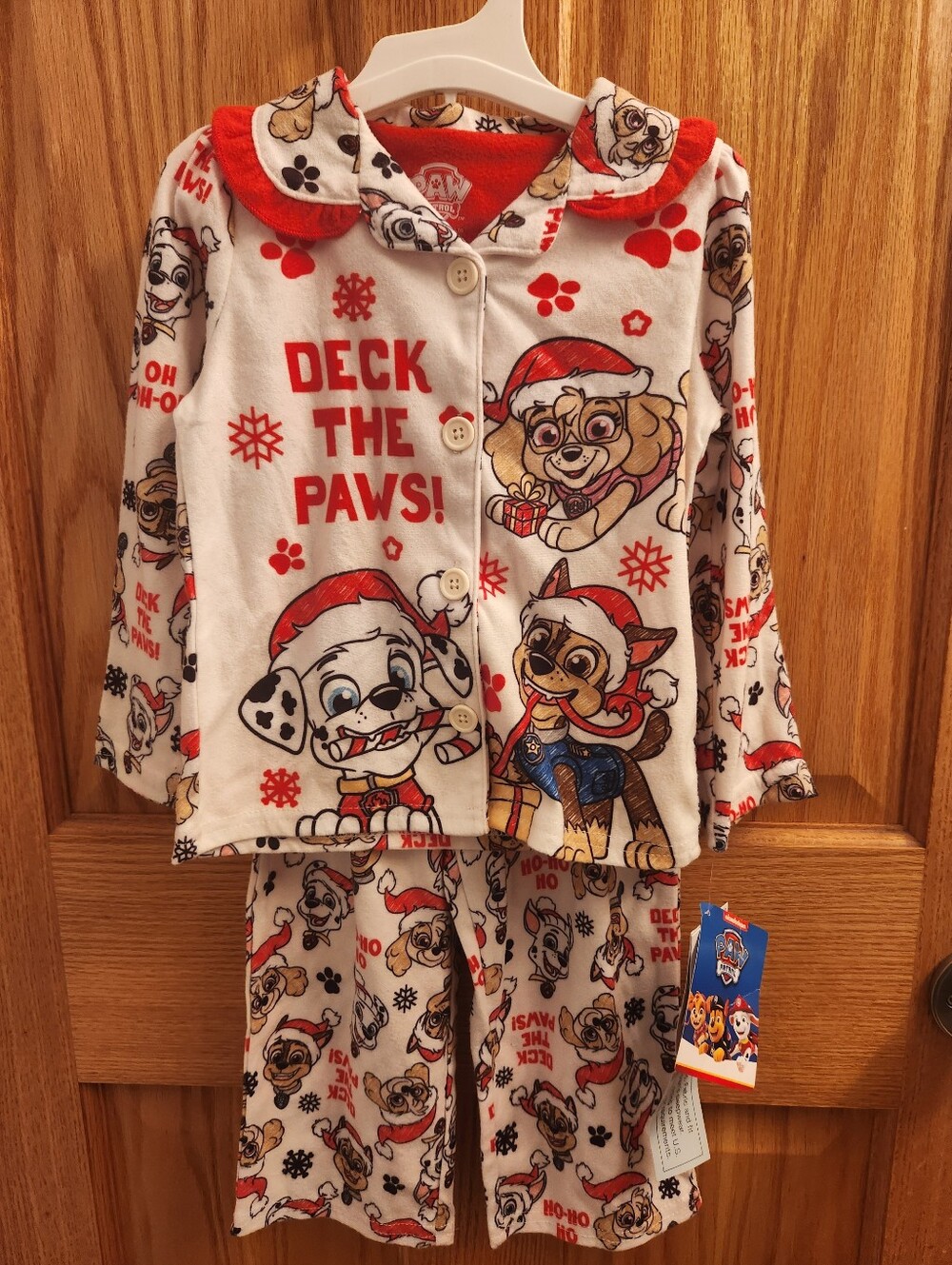 Paw Patrol Red & White 'Deck the Paws' Holiday Pajama Set, 2T, NWT